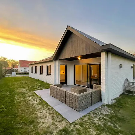 Holiday With Garden Close To The Beach Semesterbostad Middelkerke