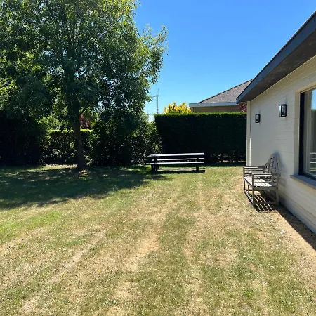 Holiday With Garden Close To The Beach Semesterbostad